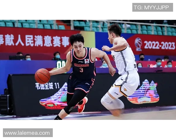 常规赛精彩对决广东队与辽宁队的巅峰对抗赛即将上演 常规赛精彩对决广东队与辽宁队的巅峰对抗赛即将上演